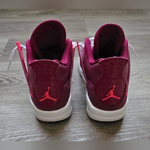 Nike Air Jordan 4 Retro GS Fuchsia Blast- Size 7Y - Picture 6 of 9